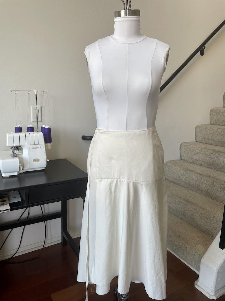 Luna’s wrap skirt mockup made with bedsheet on the dress form